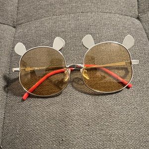 TOKYO DISNEY WINNIE THE POOH SUNGLASSES